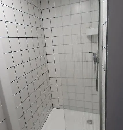 Apartment Ds *